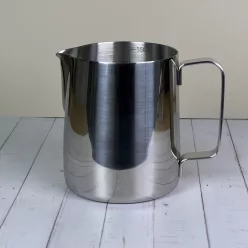 Rozsdamentes acél tejkiöntő kanna 600ml ezüst