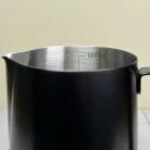 Tejkiöntő kanna fekete 600ml