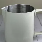 Tejkiöntő kanna fehér 600ml