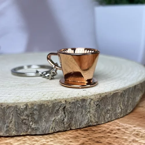 V60 dripper kulcstartó – réz