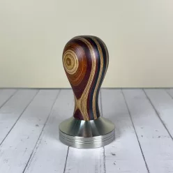 Tamper mintás fa markolattal 51mm