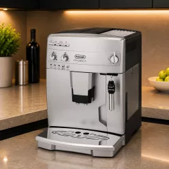 Delonghi Magnifica ESAM03.120.S kávéfőző (Felújított)